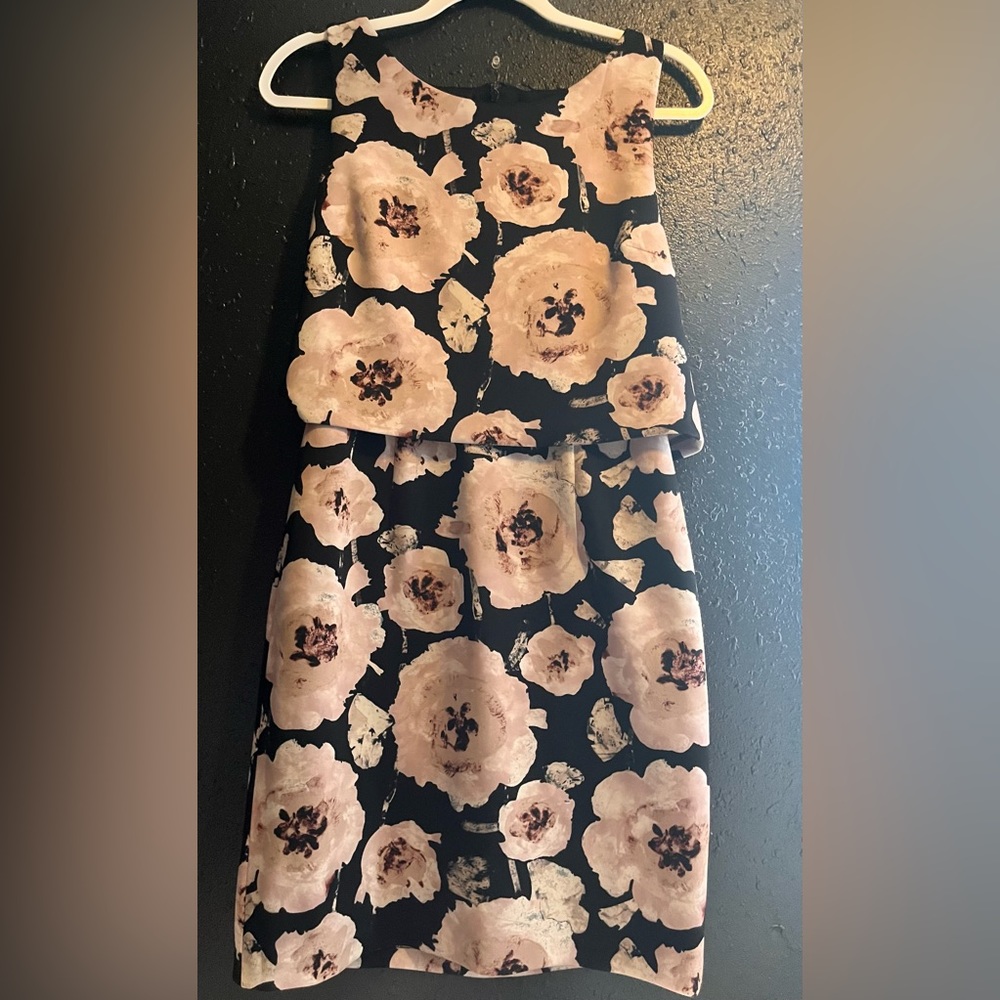 Women’s Ivanka Trump dress